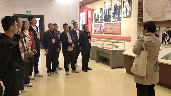 西柏坡黨性教育現(xiàn)場教學